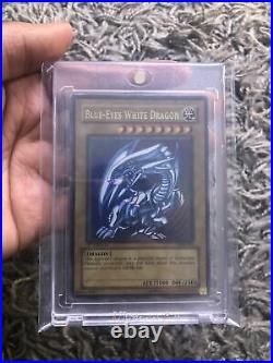 1st Edition Blue-Eyes White Dragon SDK-001 FIRST EDITION Yugioh TCG EXCEPTIONAL