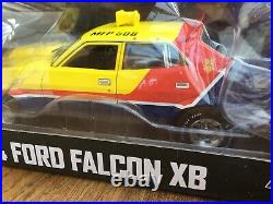 GREENLIGHT 13574 FORD FALCON XB FIRST OF THE V8 INTERCEPTORS model sedan 118th