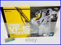 Macross DX Chogokin VF-1S Valkyrie First Limited Edition Roy Focker Bandai
